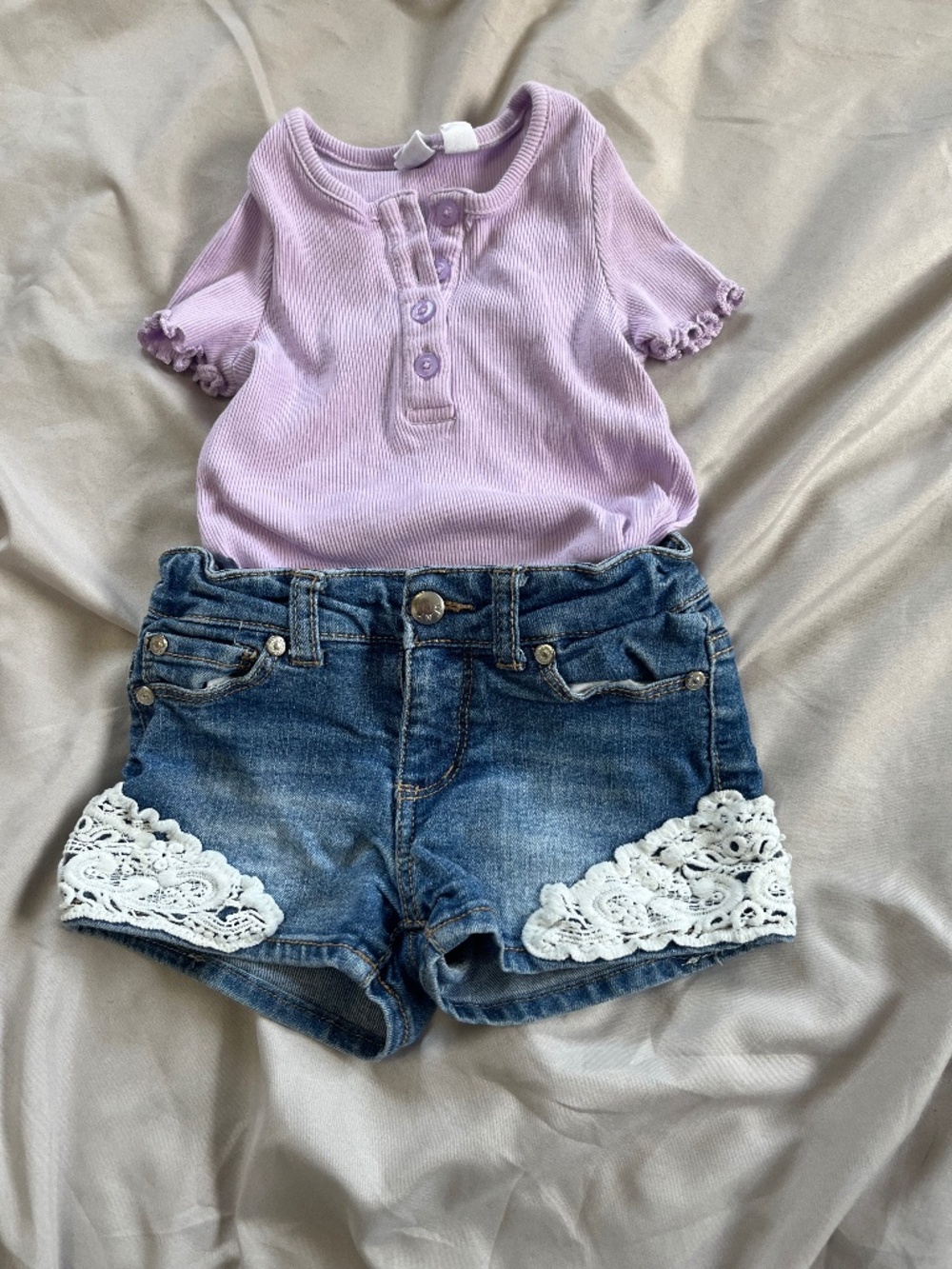 Kids short and top outfit size 4